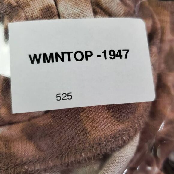 Maurices 24/7 Women’s Small Pink Animal Print T-Shirt Scoop Neck High-Low Hem Te - Picture 6 of 6